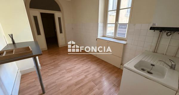 Location Studio 63.44 m² - Besançon 25000