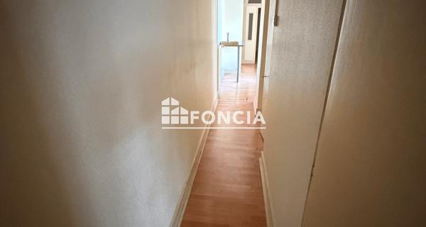 Location Studio 63.44 m² - Besançon 25000