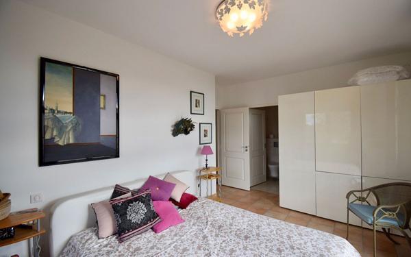 Maison à vendre    5 pièces •  Garrigues-Sainte-Eulalie