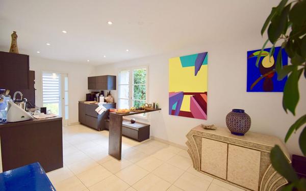 Maison à vendre    5 pièces •  Garrigues-Sainte-Eulalie