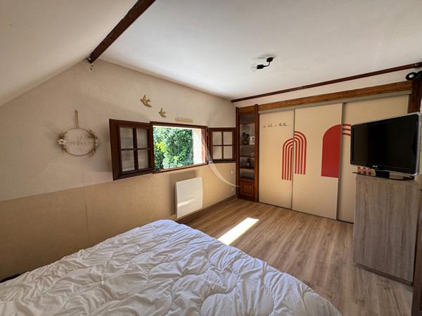 MAISON FAMILIALE - CHANCEAUX-SUR-CHOISILLE -115,51 M² - GRAND TERRAIN - DÉPENDANCE