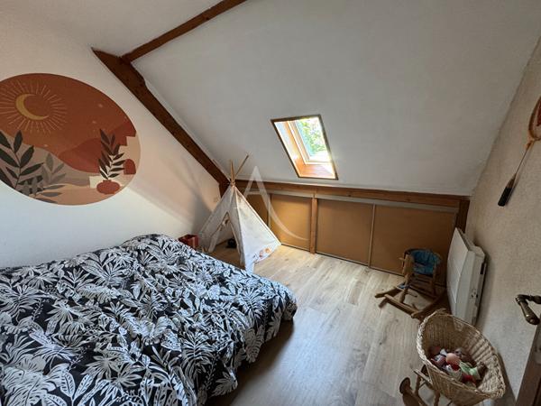 MAISON FAMILIALE - CHANCEAUX-SUR-CHOISILLE -115,51 M² - GRAND TERRAIN - DÉPENDANCE