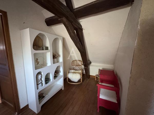 MAISON FAMILIALE - CHANCEAUX-SUR-CHOISILLE -115,51 M² - GRAND TERRAIN - DÉPENDANCE