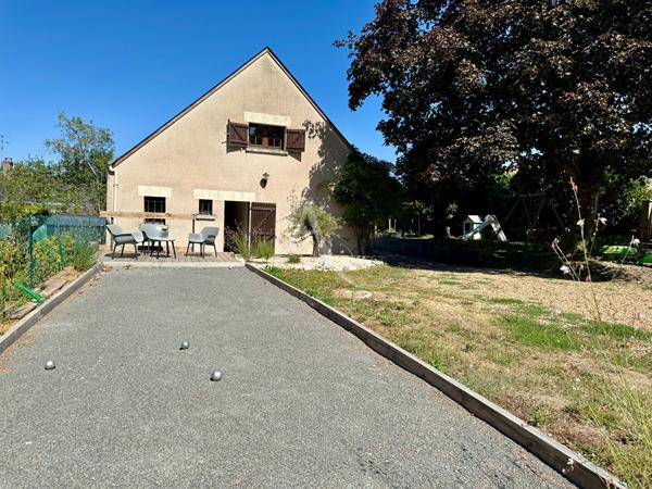 MAISON FAMILIALE - CHANCEAUX-SUR-CHOISILLE -115,51 M² - GRAND TERRAIN - DÉPENDANCE