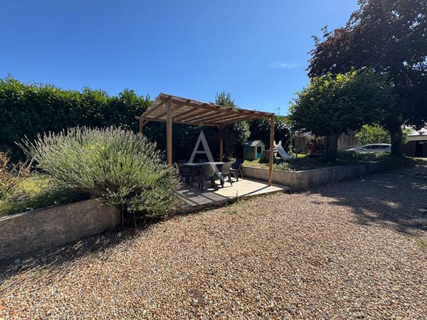 MAISON FAMILIALE - CHANCEAUX-SUR-CHOISILLE -115,51 M² - GRAND TERRAIN - DÉPENDANCE