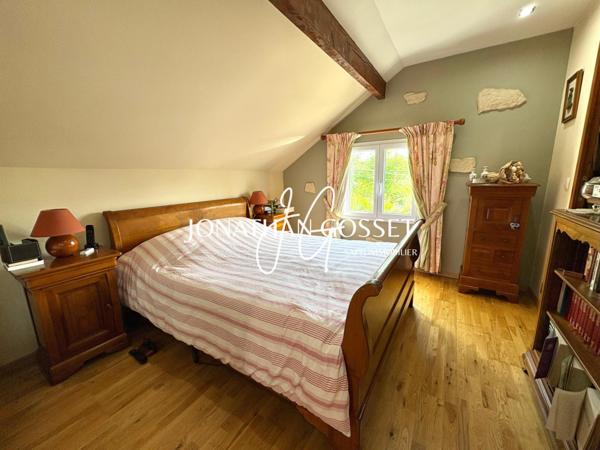 Vernouillet: Charmante maison familiale avec jardin 6 pcs - 4 ch - 150m² sur un beau jardin de 710m²