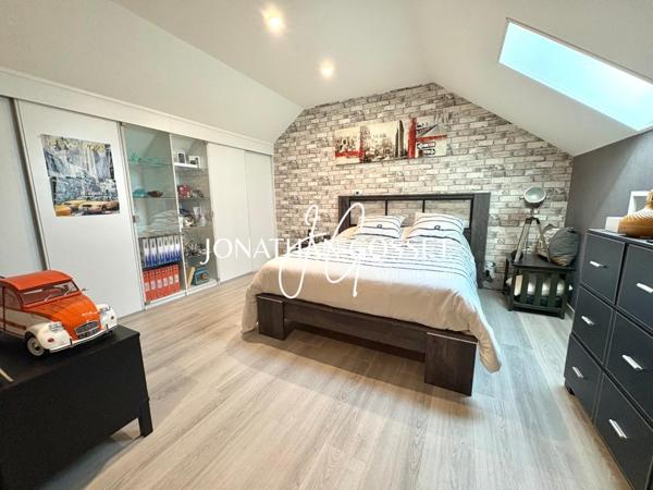 Vernouillet: Charmante maison familiale avec jardin 6 pcs - 4 ch - 150m² sur un beau jardin de 710m²