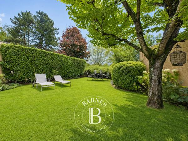 Villeneuve-d'Ascq, Maison 3 Chambres -  110 m² à vendre