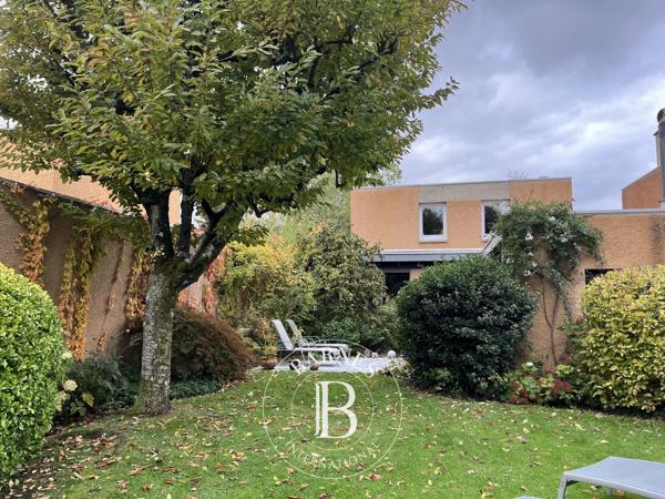 Villeneuve-d'Ascq, Maison 3 Chambres -  110 m² à vendre