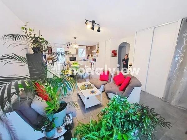 Immeuble de rapport - 10 appartements - 600 m² hab. / env. 1000 m² - Parking