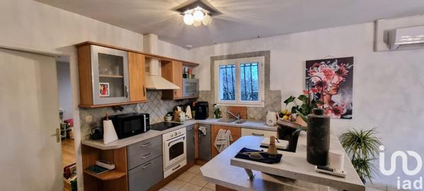 Maison traditionnelle 8 pièces de 162 m² à Bon-Encontre (47240)