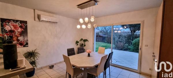 Maison traditionnelle 8 pièces de 162 m² à Bon-Encontre (47240)