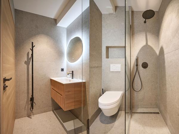 Cannes - Basse Californie - 3 pièces en dernier étage rénové avec vue mer