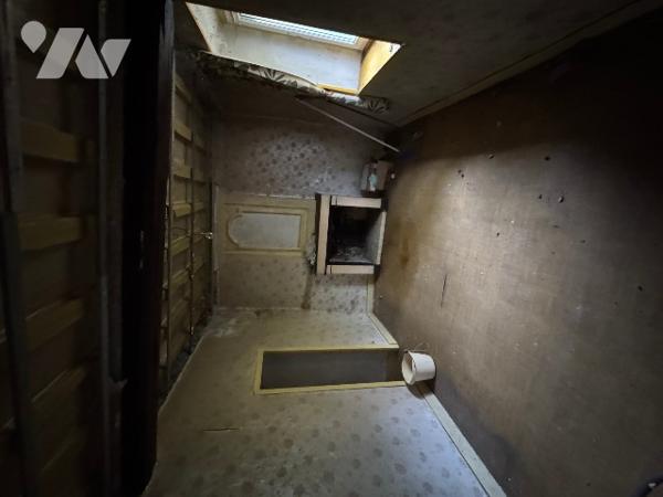 A SAINT GERVAIS DU PERRON - Maison à rénover (64m²)