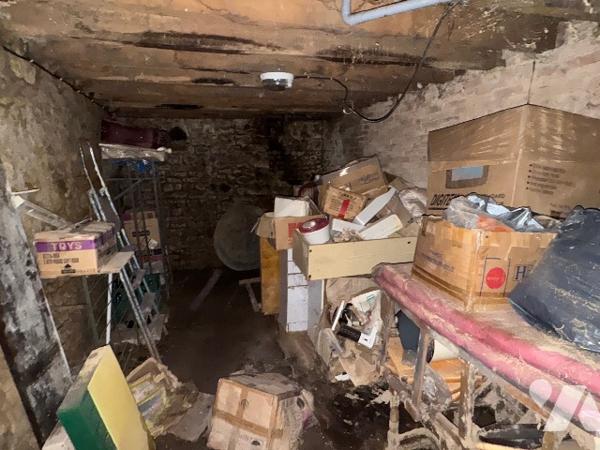 A SAINT GERVAIS DU PERRON - Maison à rénover (64m²)