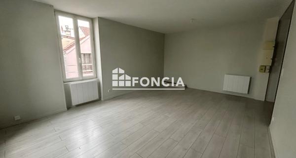 Location Appartement 3 pièces 58 m² - Saâcy-sur-marne 77730