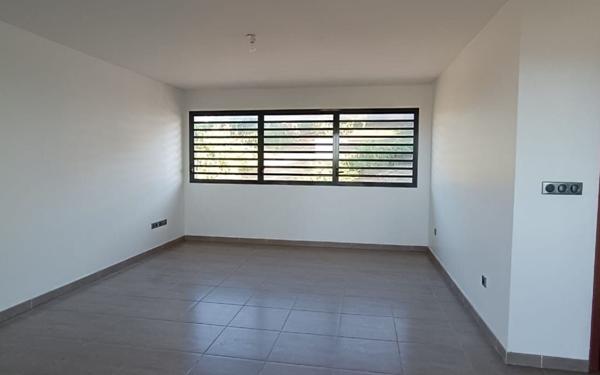 Appartement à louer    2 pièces •  Remire-Montjoly