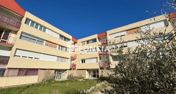 À vendre Appartement 3 pièces 66 m² - Villeneuve-lès-avignon 30400