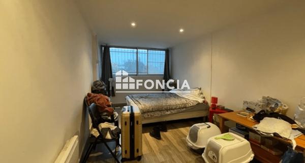 À vendre Appartement 3 pièces 66 m² - Villeneuve-lès-avignon 30400