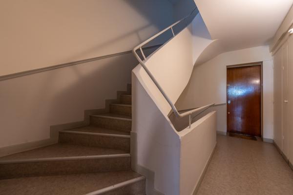 Appartement
         4 pièces
        - 84 m² Exclusivité 478 000 € *