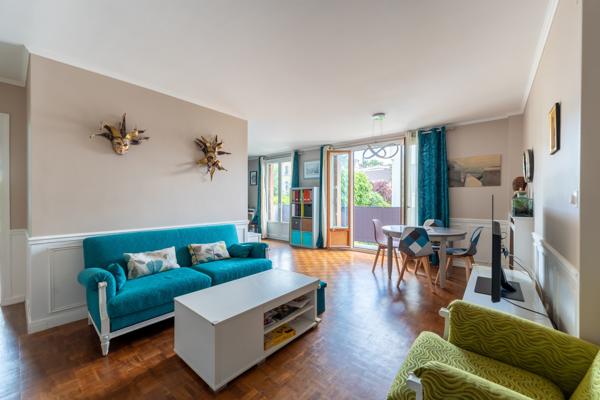 Appartement
         4 pièces
        - 84 m² Exclusivité 478 000 € *