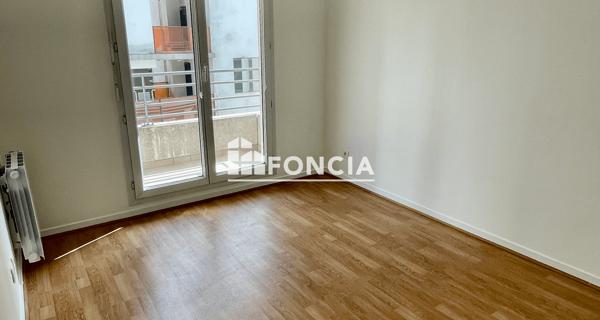 Location Appartement 2 pièces 46.87 m² - Paris 75015