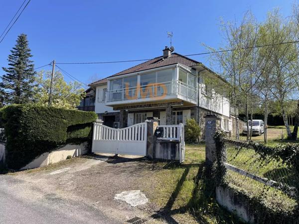 Grande Maison avec piscine à Decazeville