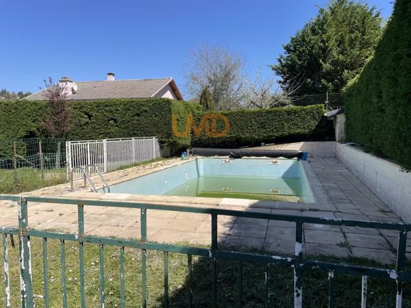 Grande Maison avec piscine à Decazeville