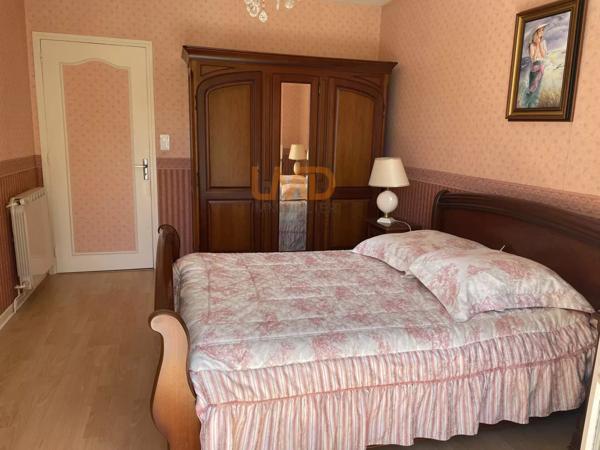 Grande Maison avec piscine à Decazeville