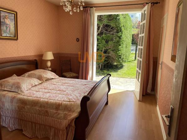 Grande Maison avec piscine à Decazeville