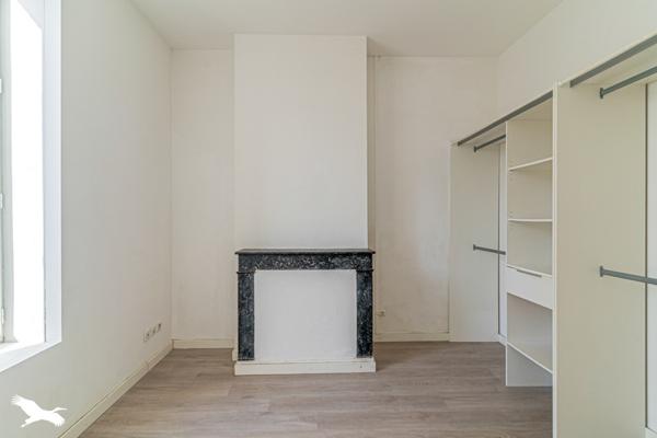 Appartement 165 680 € Bordeaux 2 p 40 m² DPE E