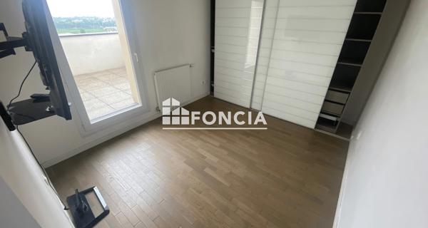 Location Appartement 4 pièces 75.85 m² - Fresnes 94260