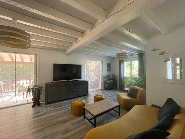 Saint-Jean-De-Luz, Maison familiale avec piscine