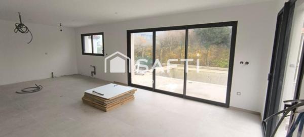 Maison T6 de 125 m² avec piscine et 5 chambres