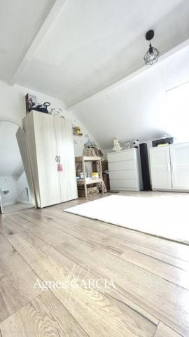 COCQUETTE MAISON EN CENTRE VILLE