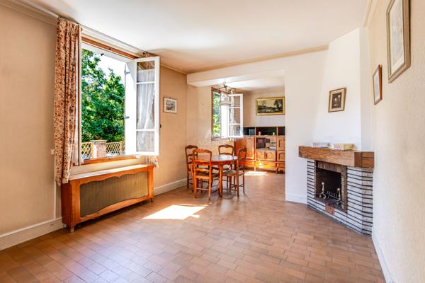 SVERES CENTRE - MAISON DE VILLE 490 000 € **  - Référence  687-S