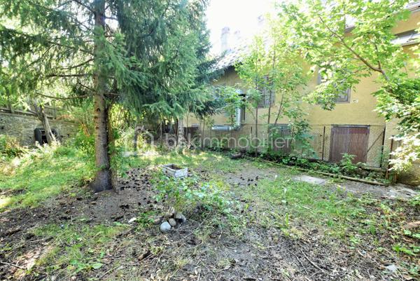 Appartement de 242 m²