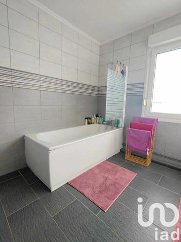 Maison 7 pièces de 113 m² à Marly (59770)