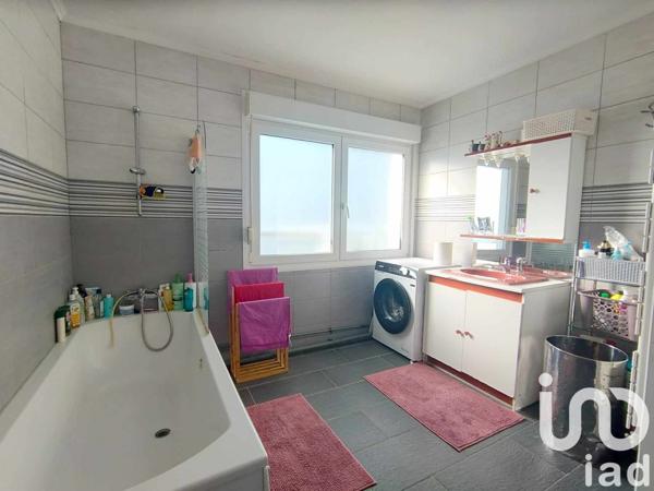 Maison 7 pièces de 113 m² à Marly (59770)