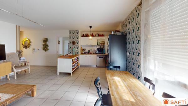 Bel appartement orienté sud avec terrasse et garage double