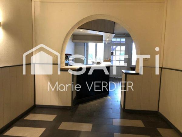 Local commercial de 236 m2 possibilité de diviser en T2 + T4