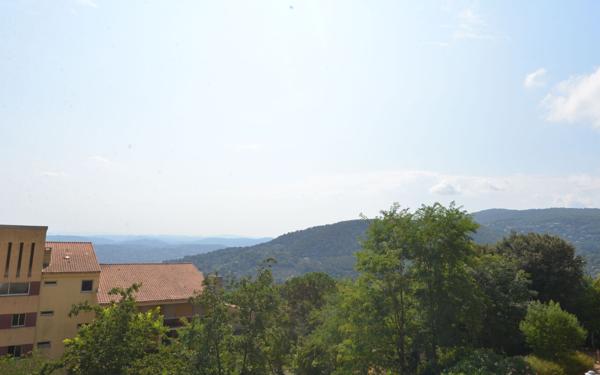 Appartement à louer    2 pièces • 51,56 m2 Grasse