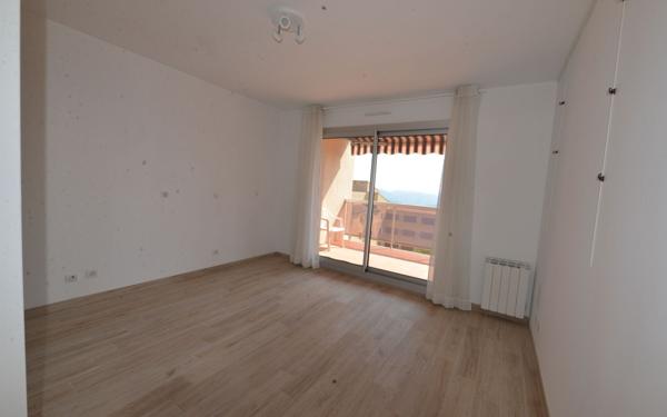 Appartement à louer    2 pièces • 51,56 m2 Grasse