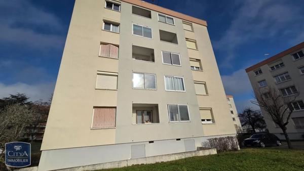 Appartement à louer 2 pièces 56.76m²