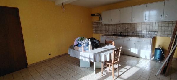 Maison à vendre 2 pièces avec le grenier aménageable LOUIN (79)