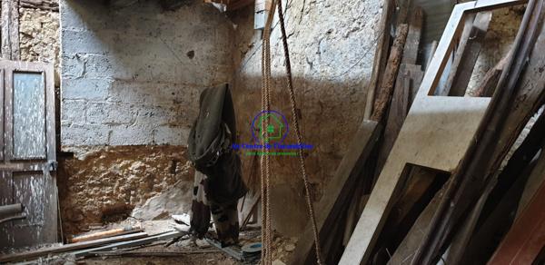 A VENDRE : Maison de ville à rénover entièrement