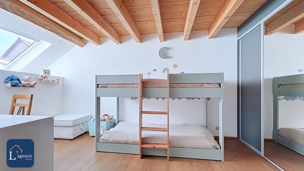 Propriété T7 unique alliant authenticité et confort moderne – Vanzy 74270