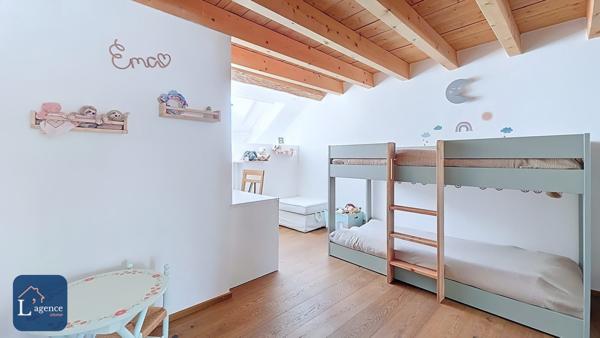 Propriété T7 unique alliant authenticité et confort moderne – Vanzy 74270