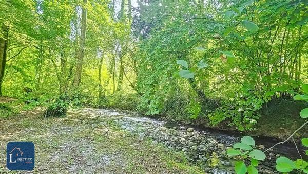 Propriété T7 unique alliant authenticité et confort moderne – Vanzy 74270