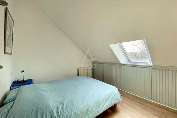 Maison individuelle -188 m2 surface au sol et terrain de 900 m², avec 5 chambres, salon et terrasse Sud, sans vis-à-vis en impasse au calme, prroche centre ville à Cesson Sévigné